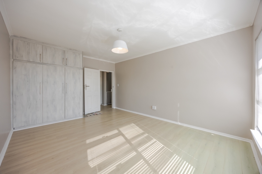 4 Bedroom Property for Sale in Belgravia Western Cape